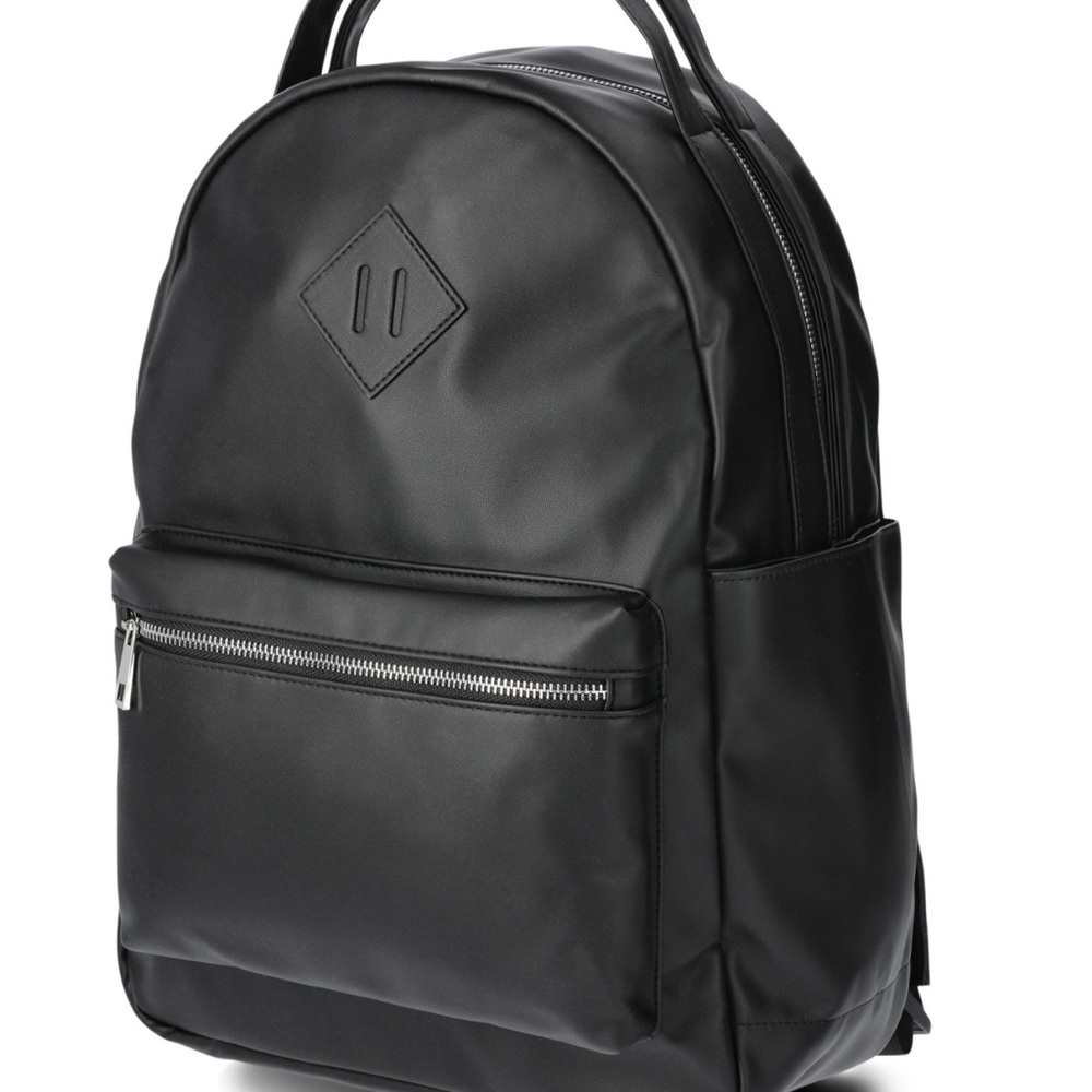 Sleek Black Men's Backpack